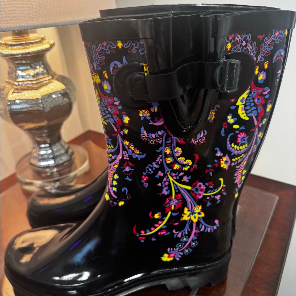 Forever Young Black Floral Rain Boots 8 - Picture 3 of 6